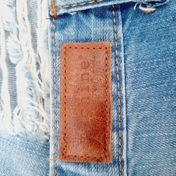 MACHINE Nouvelle Mode Ripped Jean Shorts Sz 29 - Picture 7 of 9